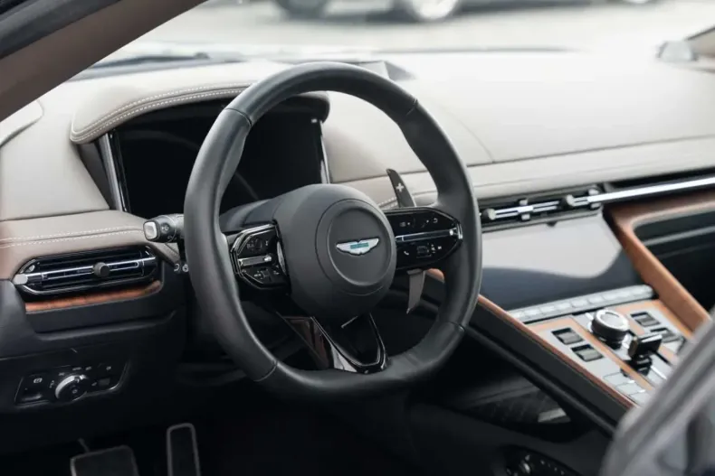 Aston Martin DB12 din 2024 cu 13.300 km - oferta AST154543 - foto 27