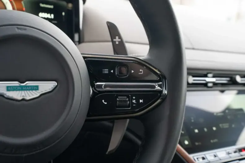 Aston Martin DB12 din 2024 cu 13.300 km - oferta AST154543 - foto 33