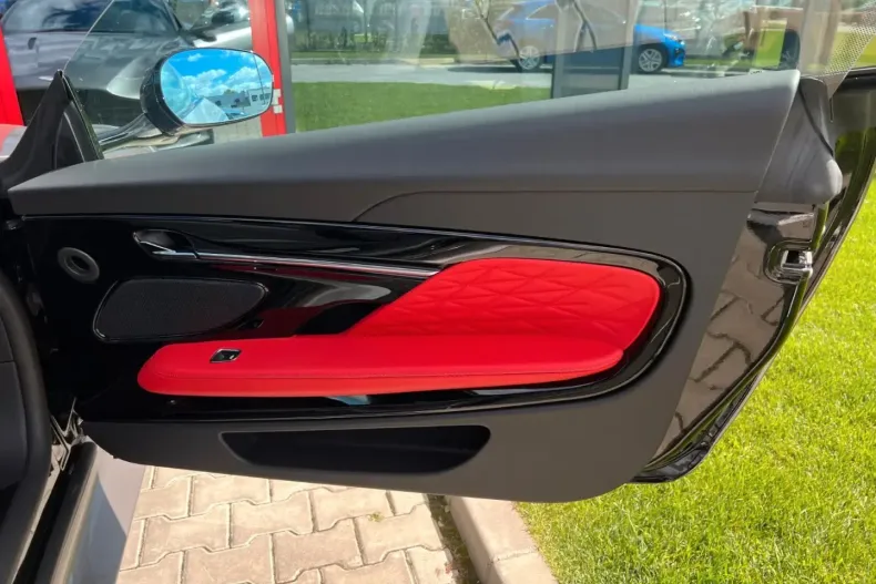 Aston Martin DB12 din 2023 cu 3.490 km - oferta AST154545 - foto 15