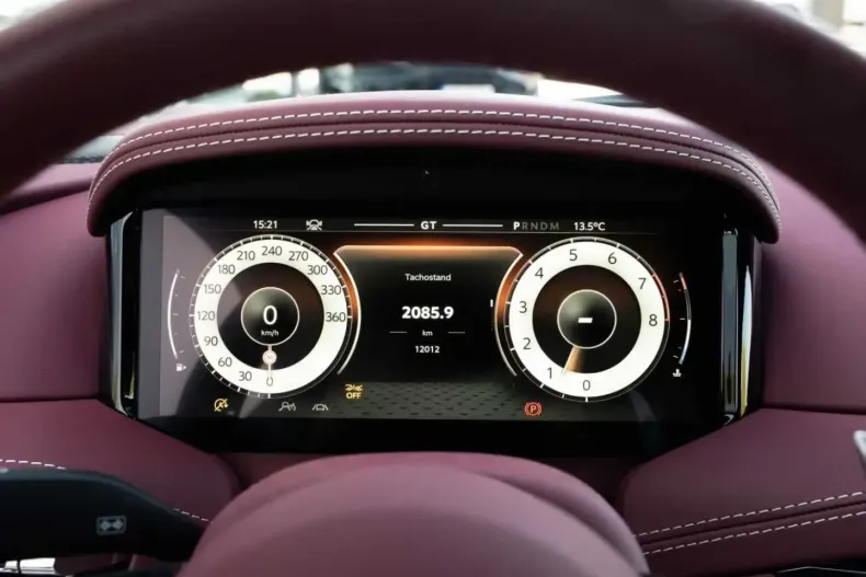 Aston Martin DB12 din 2024 cu 21.500 km - oferta AST154546 - foto 6