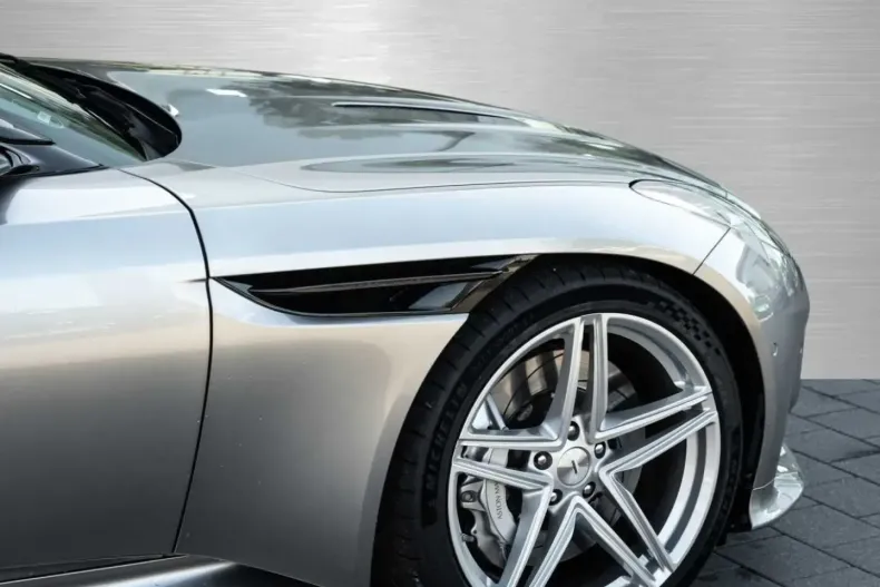 Aston Martin DB12 din 2024 cu 21.500 km - oferta AST154546 - foto 9
