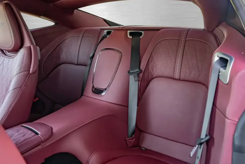 Aston Martin DB12 din 2024 cu 21.500 km - oferta AST154546 - foto 12