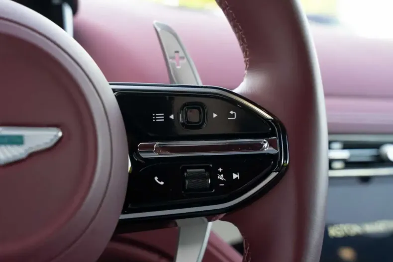 Aston Martin DB12 din 2024 cu 21.500 km - oferta AST154546 - foto 31