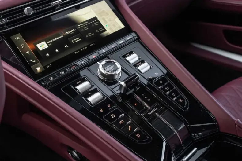 Aston Martin DB12 din 2024 cu 21.500 km - oferta AST154546 - foto 34