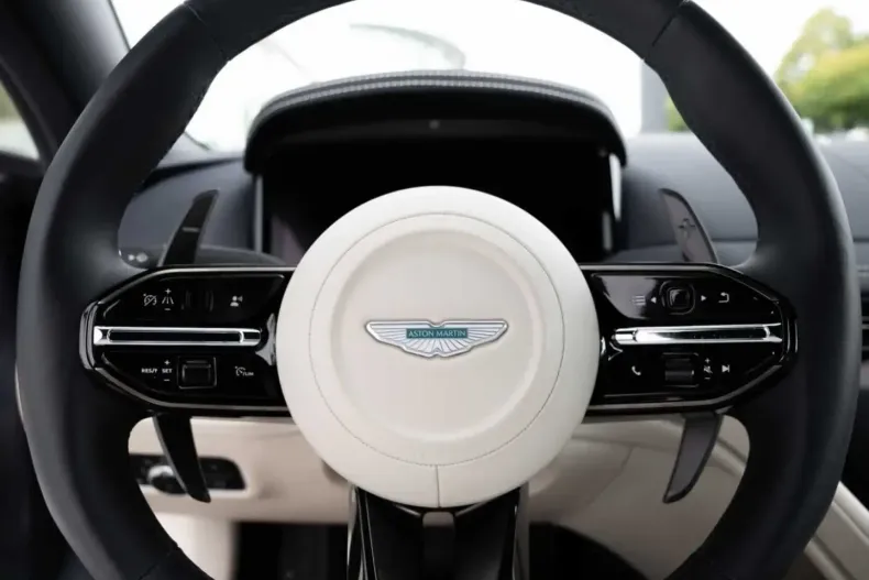 Aston Martin DB12 din 2024 cu 21.600 km - oferta AST154548 - foto 11