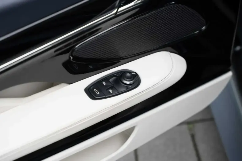 Aston Martin DB12 din 2024 cu 21.600 km - oferta AST154548 - foto 29