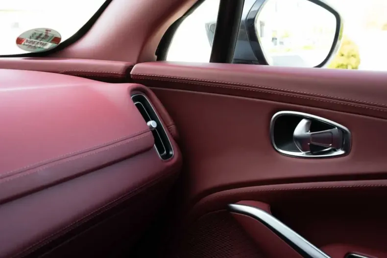 Aston Martin DBX din 2024 cu 16.000 km - oferta AST154551 - foto 37