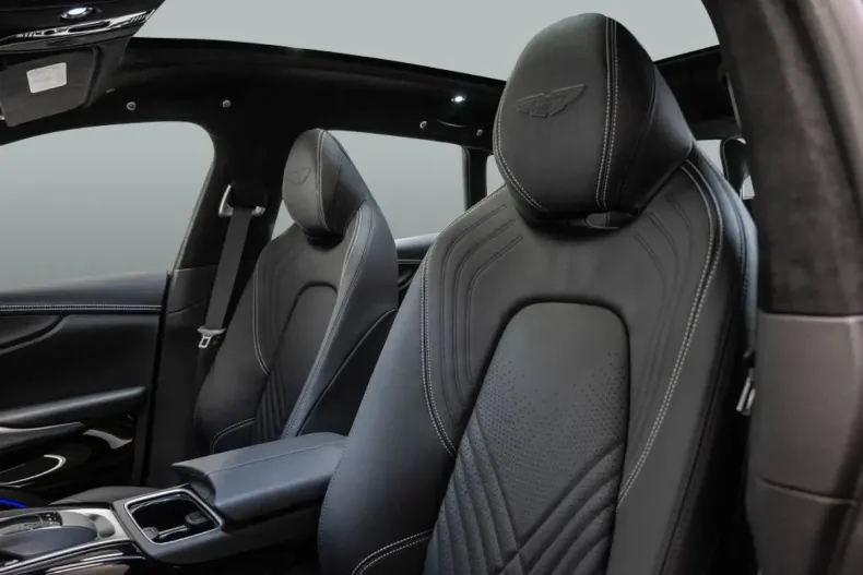 Aston Martin DBX din 2024 cu 12.073 km - oferta AST154555 - foto 12