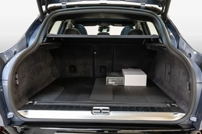 Aston Martin DBX din 2024 cu 9.970 km - oferta AST154557 - foto 26