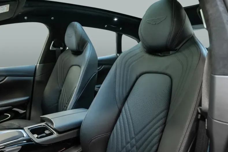 Aston Martin DBX din 2024 cu 19.900 km - oferta AST154558 - foto 12