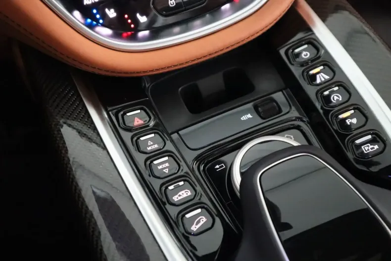 Aston Martin DBX din 2022 cu 36.280 km - oferta AST154559 - foto 22