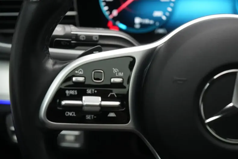 Mercedes-Benz GLE 350 din 2021 cu 88.000 km - oferta MER154571 - foto 20