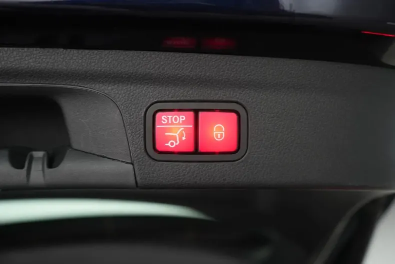 Mercedes-Benz GLE 350 din 2021 cu 88.000 km - oferta MER154571 - foto 36