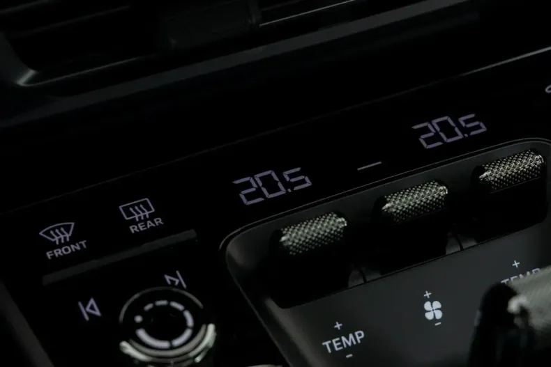 Porsche 992 din 2024 cu 15.334 km - oferta POR154572 - foto 32