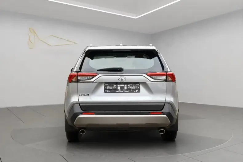 Toyota RAV4 din 2022 cu 85.100 km - oferta TOY154573 - foto 3