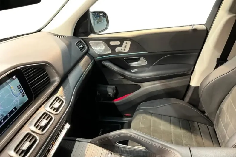 Mercedes-Benz GLE 350 din 2021 cu 67.741 km - oferta MER154574 - foto 4