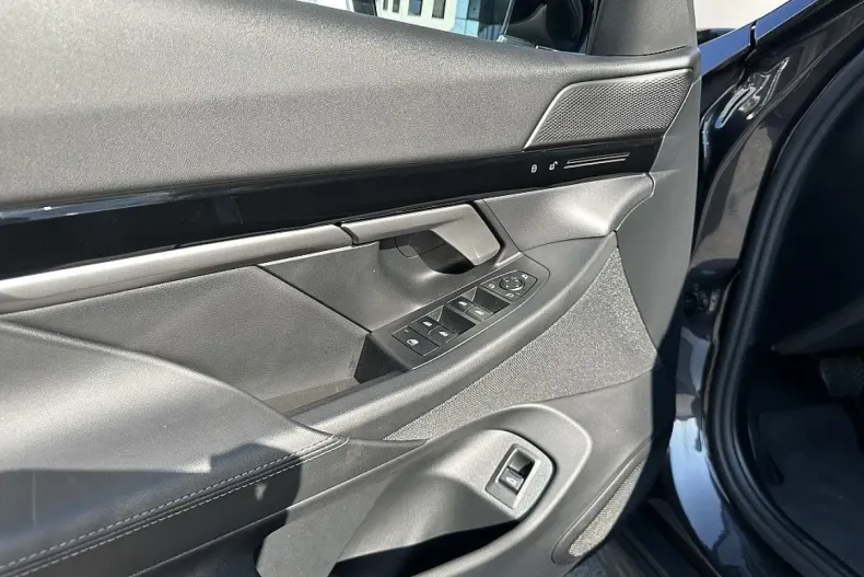 BMW 530 din 2024 cu 10.500 km - oferta BMW154578 - foto 13