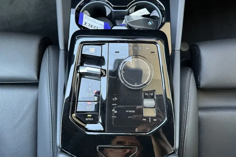 BMW 530 din 2024 cu 10.500 km - oferta BMW154578 - foto 26