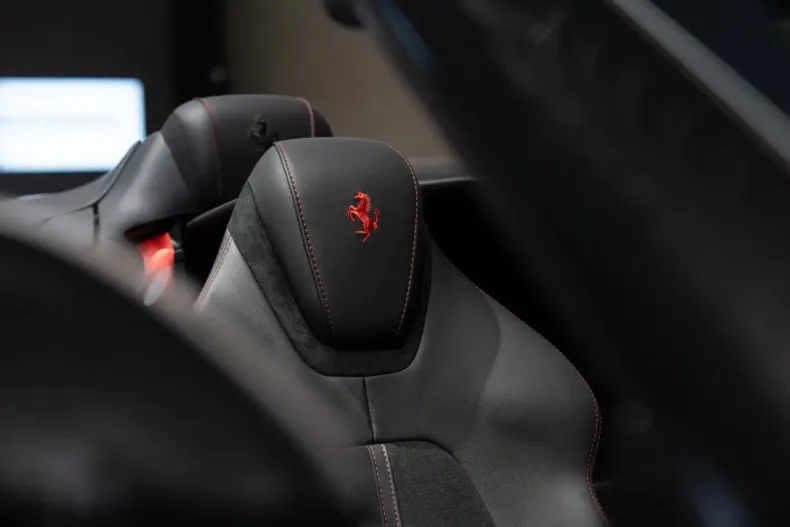 Ferrari Roma din 2024 cu 2.108 km - oferta FER154586 - foto 16