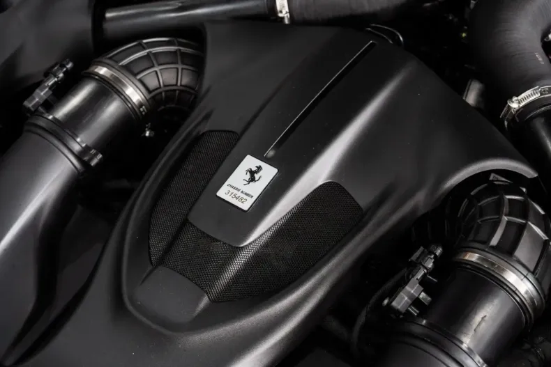 Ferrari Roma din 2024 cu 2.108 km - oferta FER154586 - foto 26