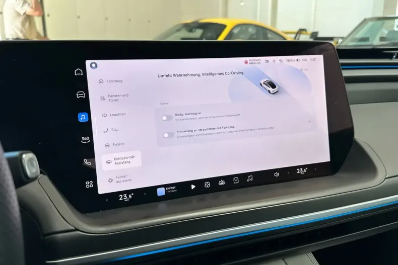XPENG P7 din 2023 cu 19.315 km - oferta XPE154589 - foto 17