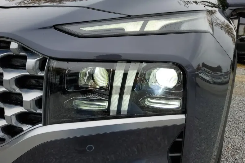 Hyundai SANTA FE din 2021 cu 58.500 km - oferta HYU154602 - foto 5