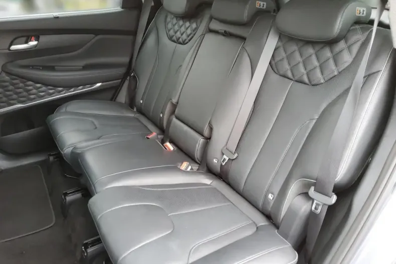 Hyundai SANTA FE din 2021 cu 58.500 km - oferta HYU154602 - foto 13