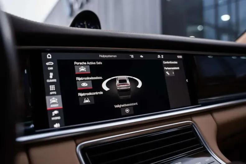 Porsche Panamera din 2021 cu 75.153 km - oferta POR154606 - foto 27