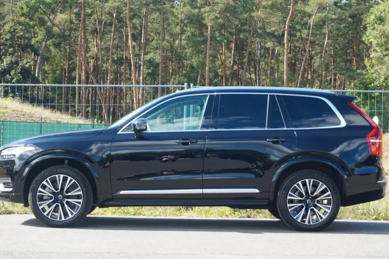 Volvo XC90 din 2024 cu 24.488 km - oferta VOL154607 - foto 2