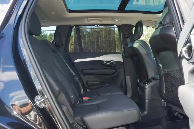 Volvo XC90 din 2024 cu 24.488 km - oferta VOL154607 - foto 16