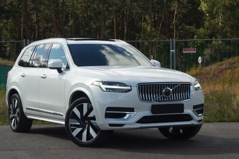 Volvo XC90 din 2024 cu 26.687 km - oferta VOL154608 - foto 8