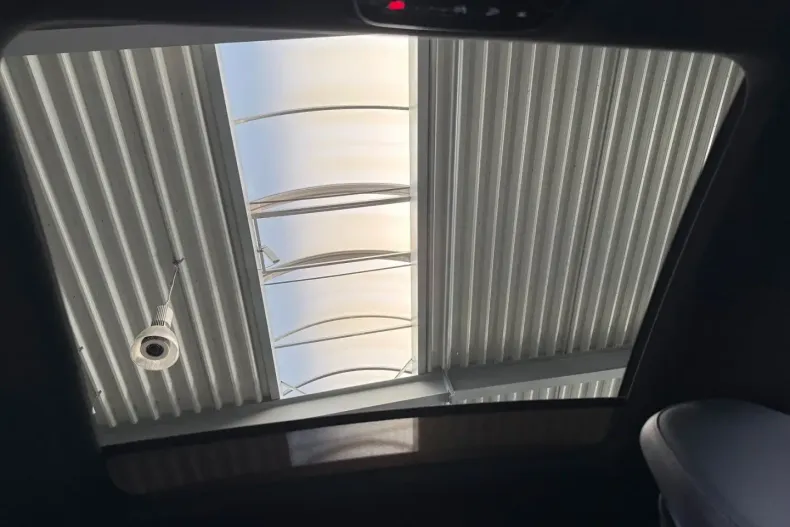 Mercedes-Benz CLE 300 din 2024 cu 19.991 km - oferta MER154611 - foto 13