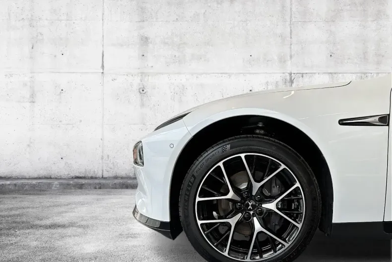 XPENG P7 din 2025 cu 15.000 km - oferta XPE154612 - foto 7