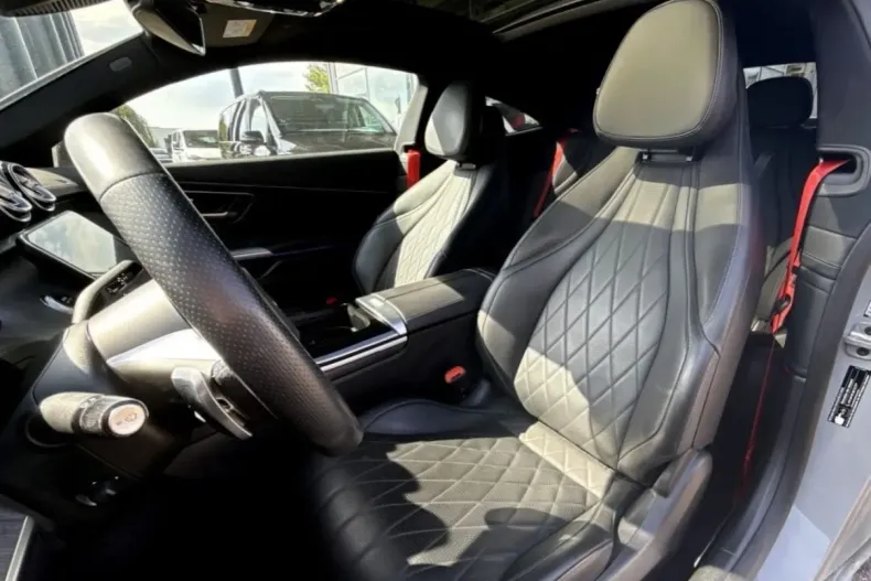 Mercedes-Benz CLE 450 din 2024 cu 25.402 km - oferta MER154613 - foto 8