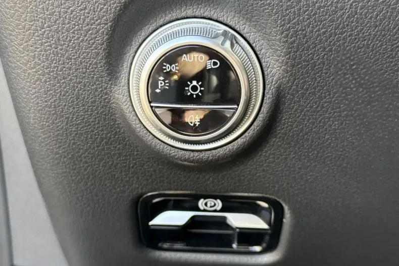 Mercedes-Benz CLE 450 din 2024 cu 25.402 km - oferta MER154613 - foto 12