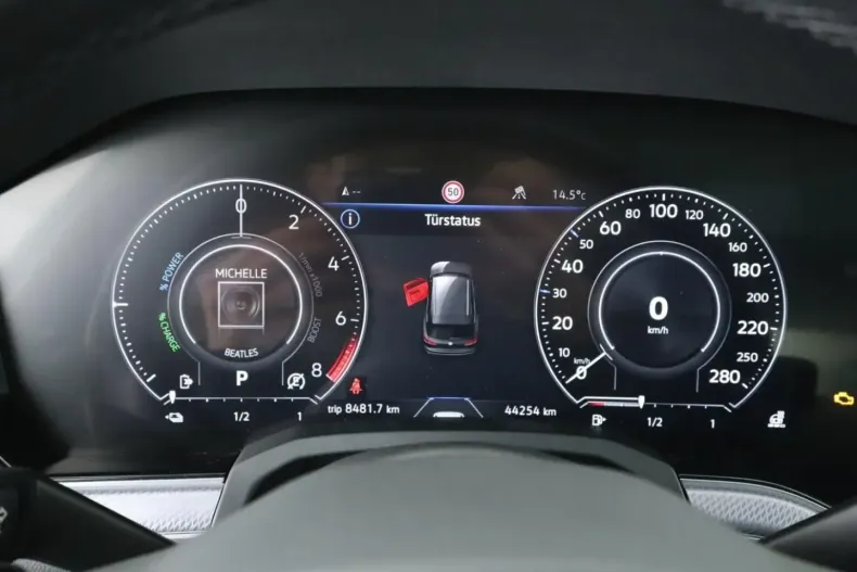 Volkswagen Touareg din 2020 cu 44.445 km - oferta VOL154616 - foto 12