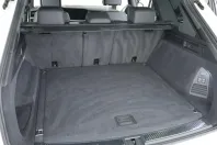 Volkswagen Touareg din 2020 cu 44.445 km - oferta VOL154616 - foto 23