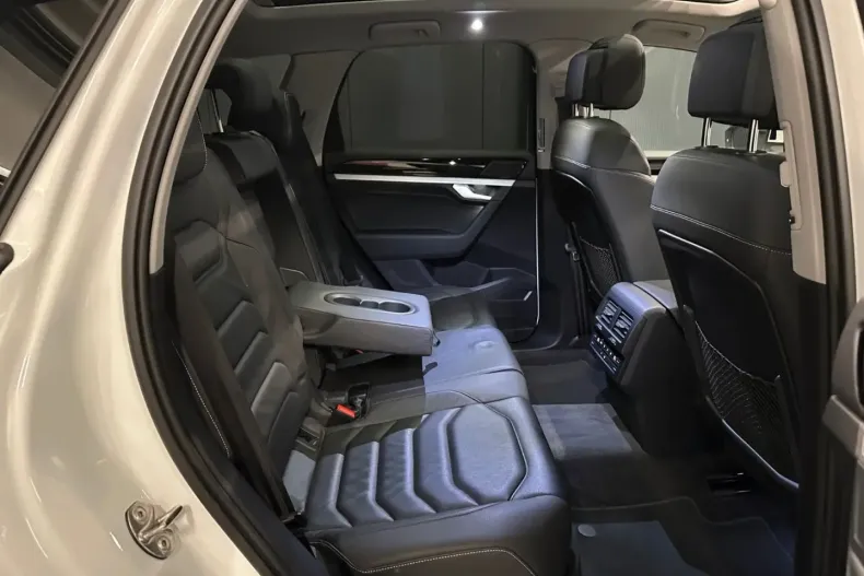 Volkswagen Touareg din 2021 cu 75.000 km - oferta VOL154617 - foto 28