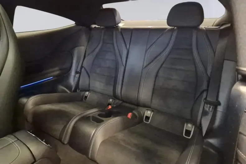 Mercedes-Benz CLE 300 din 2024 cu 8.763 km - oferta MER154619 - foto 11