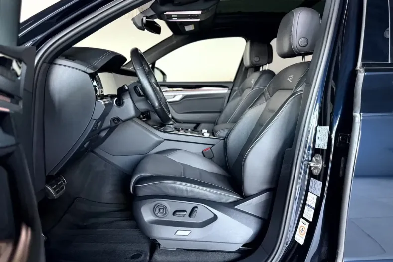 Volkswagen Touareg din 2022 cu 87.160 km - oferta VOL154620 - foto 10