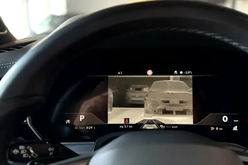 Volkswagen Touareg din 2022 cu 87.160 km - oferta VOL154620 - foto 15