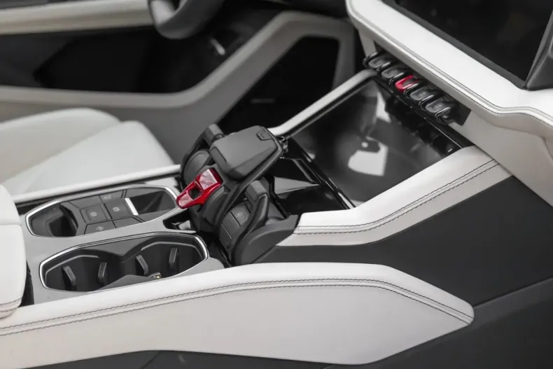 Lamborghini Urus din 2025 cu 7.100 km - oferta LAM154624 - foto 30