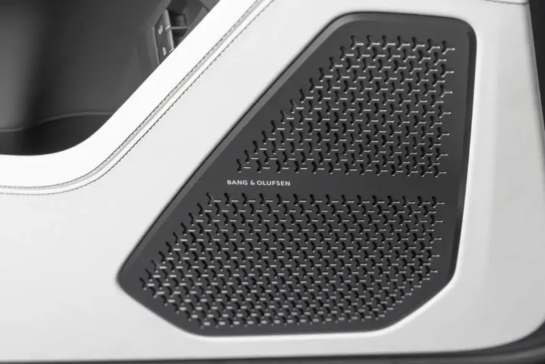 Lamborghini Urus din 2025 cu 7.100 km - oferta LAM154624 - foto 36