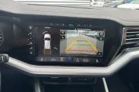 Volkswagen Touareg din 2023 cu 56.400 km - oferta VOL154625 - foto 16