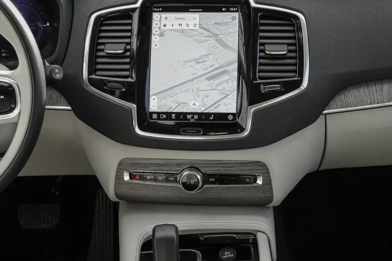 Volvo XC90 din 2023 cu 20.499 km - oferta VOL154634 - foto 11