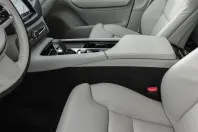 Volvo XC90 din 2023 cu 20.499 km - oferta VOL154634 - foto 13