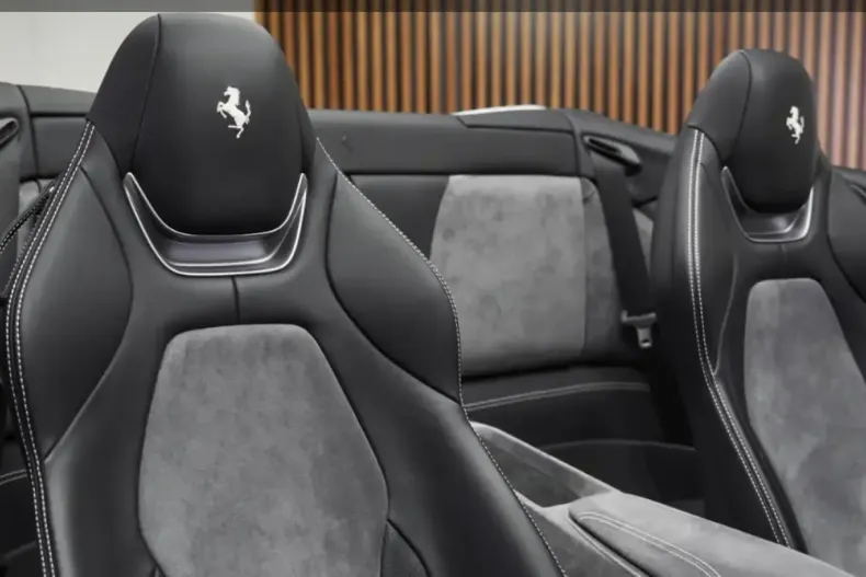 Ferrari Portofino din 2020 cu 40.210 km - oferta FER154640 - foto 22