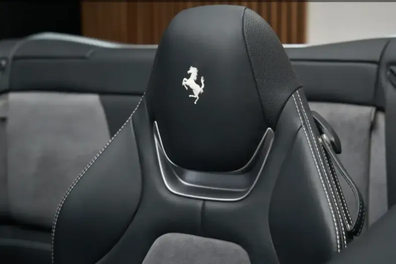 Ferrari Portofino din 2020 cu 40.210 km - oferta FER154640 - foto 23