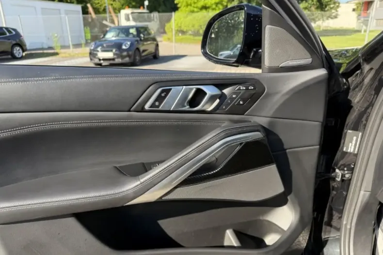 BMW X6 din 2023 cu 38.525 km - oferta BMW154644 - foto 9