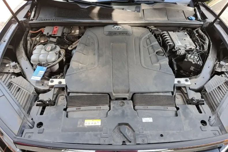 Volkswagen Touareg din 2021 cu 90.247 km - oferta VOL154648 - foto 22